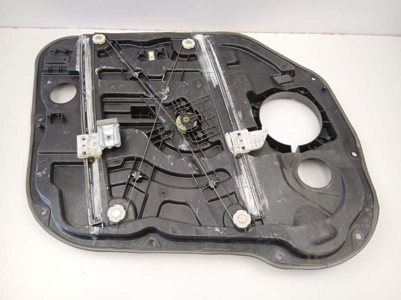 Recambio de elevalunas delantero derecho para kia carens iv 1.7 crdi referencia OEM IAM 82480A4300  