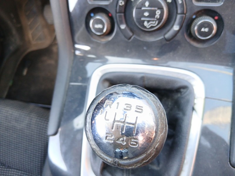 Recambio de carroceria para peugeot 5008 (0u_, 0e_) 1.6 hdi referencia OEM IAM   