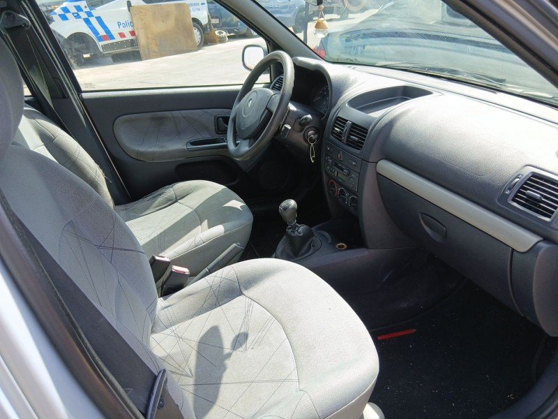 Recambio de carroceria para renault clio ii (bb_, cb_) 1.5 dci (b/cb07) referencia OEM IAM   