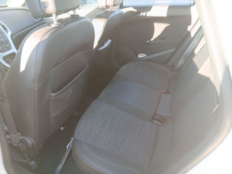 Recambio de carroceria para opel astra j (p10) 1.6 cdti (68) referencia OEM IAM   