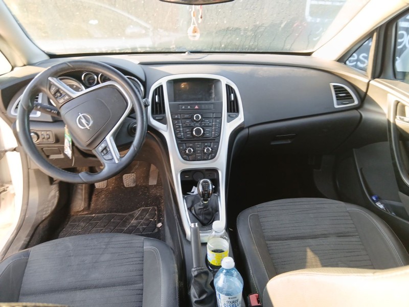 Recambio de carroceria para opel astra j (p10) 1.6 cdti (68) referencia OEM IAM   