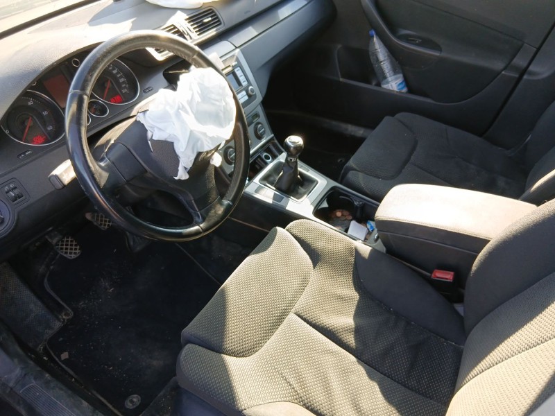 Recambio de carroceria para volkswagen passat b6 variant (3c5) 2.0 tdi referencia OEM IAM   