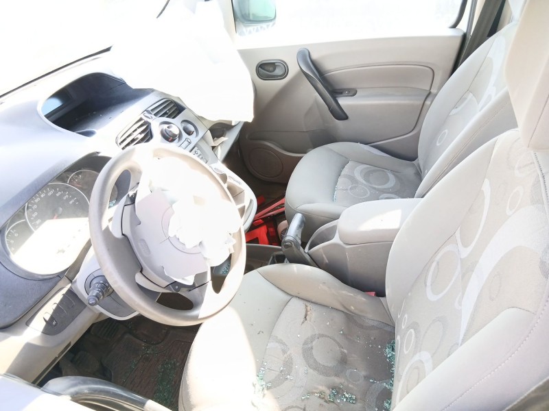 Recambio de carroceria para renault kangoo / grand kangoo ii (kw0/1_) 1.5 dci referencia OEM IAM   