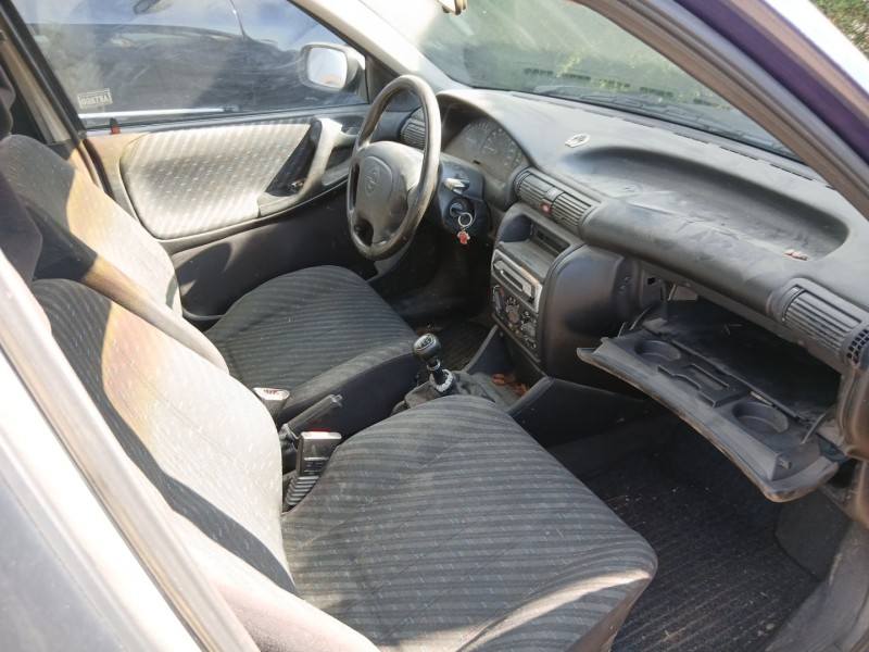 opel astra f hatchback (t92) del año 1994