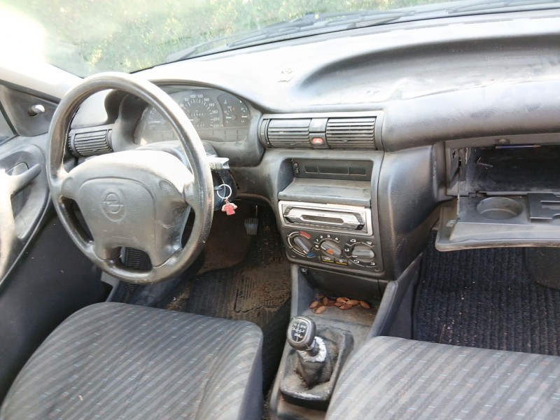 opel astra f hatchback (t92) del año 1994