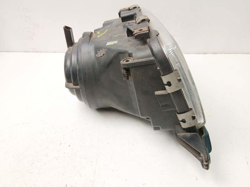 Recambio de faro izquierdo para audi 80 2.3 g 4p referencia OEM IAM   