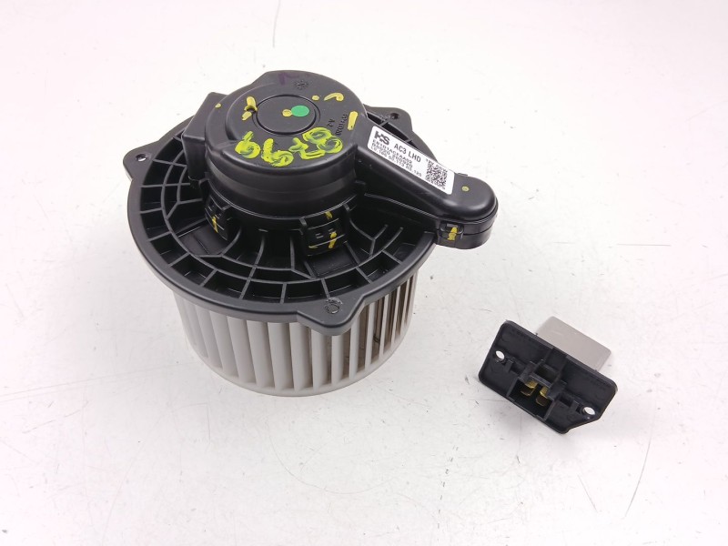 Recambio de motor calefaccion para hyundai i10 iii (ac3, ai3) 1.0 mpi referencia OEM IAM 97113K7000  