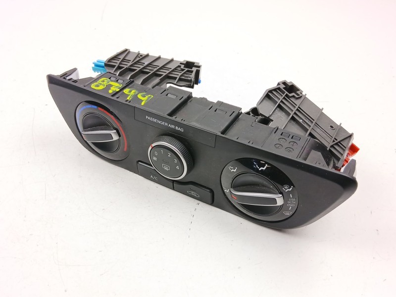 Recambio de mandos calefaccion aire para hyundai i10 iii (ac3, ai3) 1.0 mpi referencia OEM IAM 97250K7130  