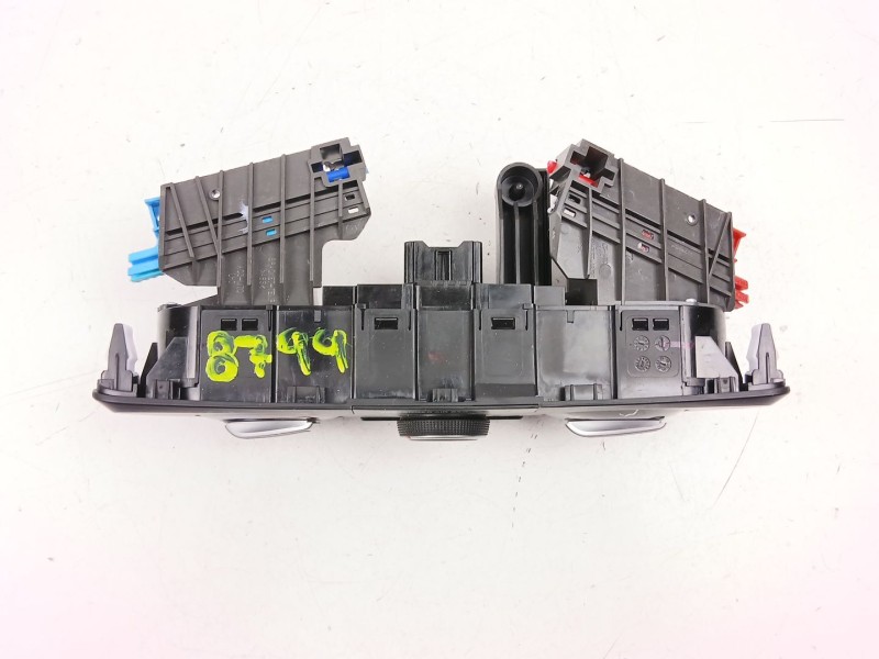 Recambio de mandos calefaccion aire para hyundai i10 iii (ac3, ai3) 1.0 mpi referencia OEM IAM 97250K7130  