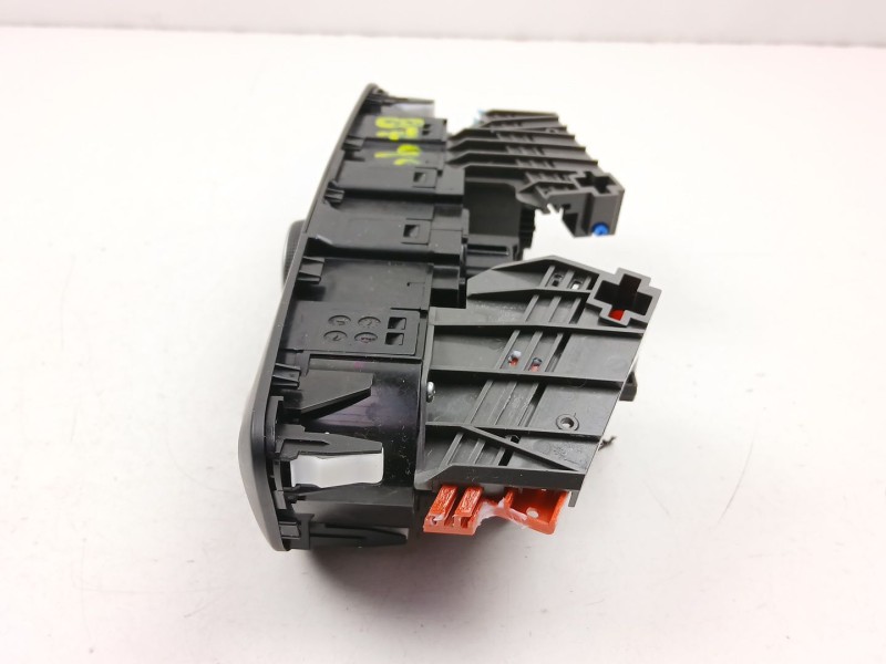 Recambio de mandos calefaccion aire para hyundai i10 iii (ac3, ai3) 1.0 mpi referencia OEM IAM 97250K7130  