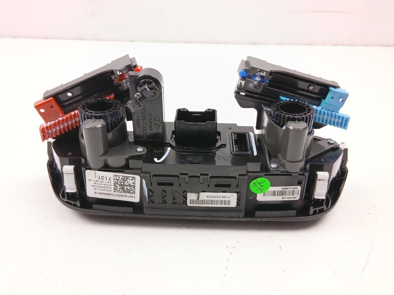 Recambio de mandos calefaccion aire para hyundai i10 iii (ac3, ai3) 1.0 mpi referencia OEM IAM 97250K7130  