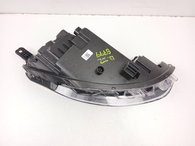 Recambio de faro izquierdo para hyundai i10 iii (ac3, ai3) 1.0 mpi referencia OEM IAM 92101K7000  