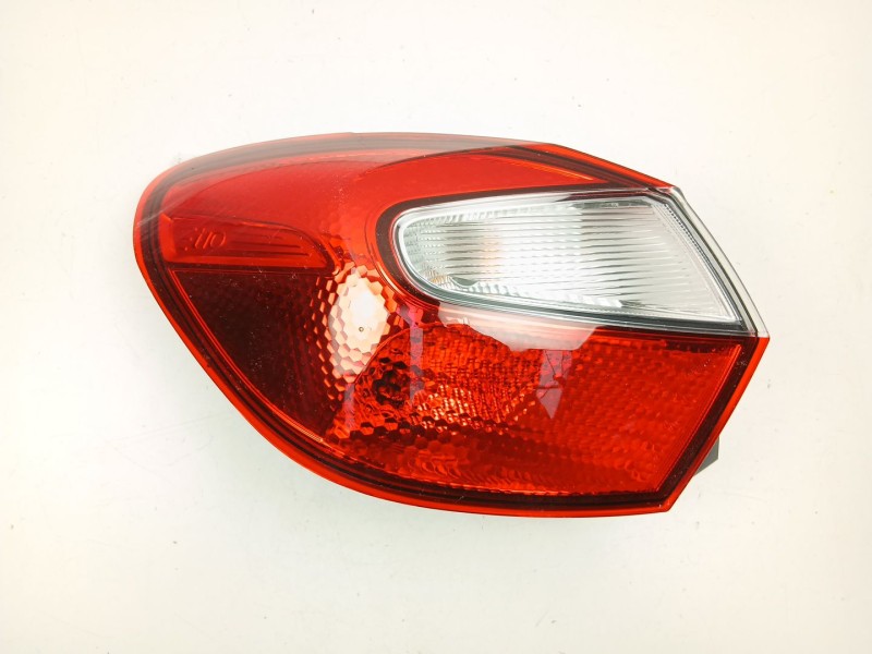 Recambio de piloto trasero izquierdo para hyundai i10 iii (ac3, ai3) 1.0 mpi referencia OEM IAM 92401K7000  