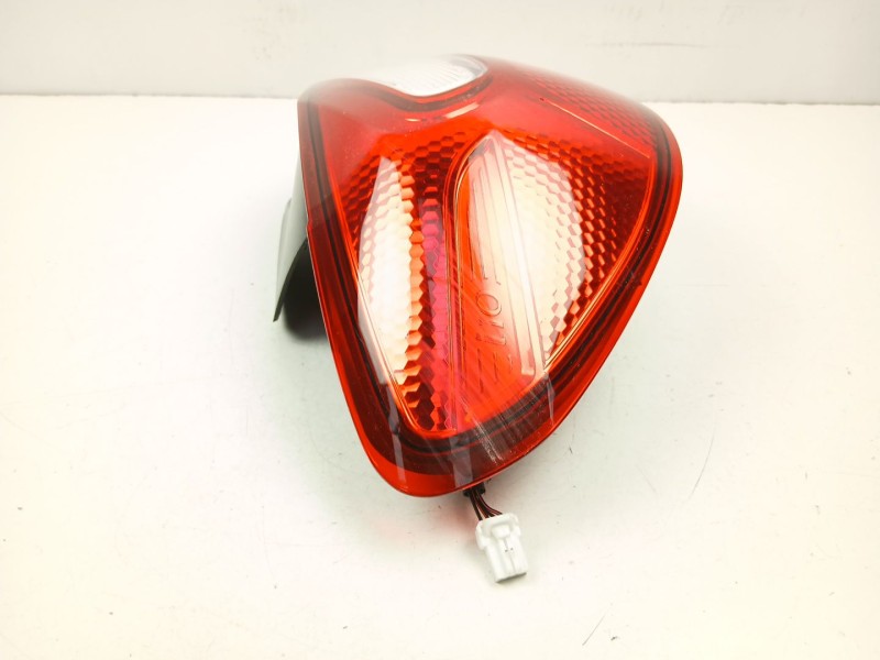 Recambio de piloto trasero izquierdo para hyundai i10 iii (ac3, ai3) 1.0 mpi referencia OEM IAM 92401K7000  