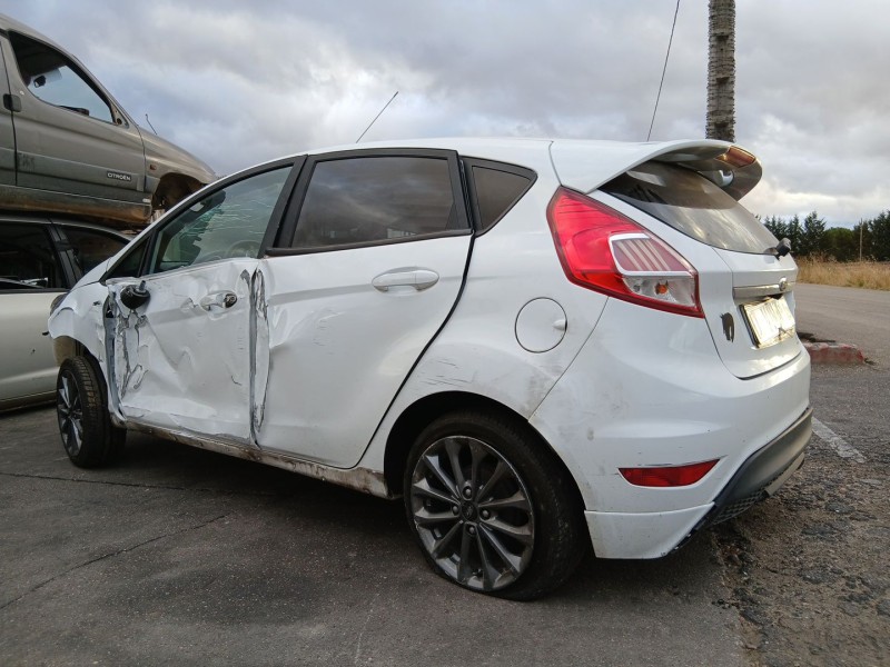 ford fiesta vi (cb1, ccn) del año 2015