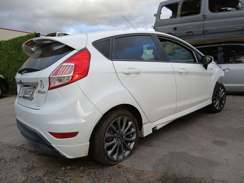 ford fiesta vi (cb1, ccn) del año 2015