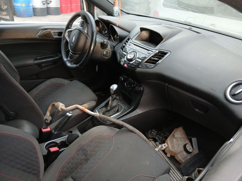 ford fiesta vi (cb1, ccn) del año 2015