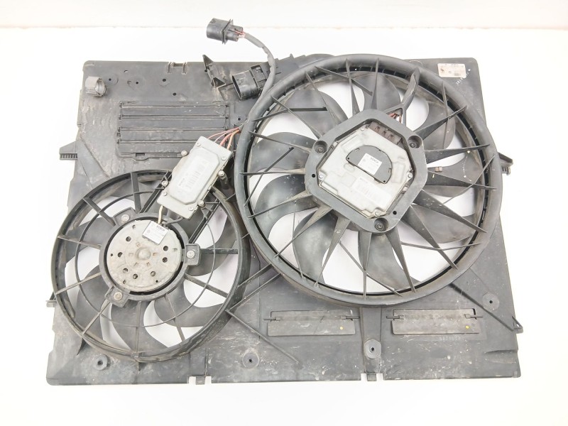 Recambio de electroventilador para audi q7 (4lb) 3.0 tdi quattro referencia OEM IAM 7L0121203G 0130706809 