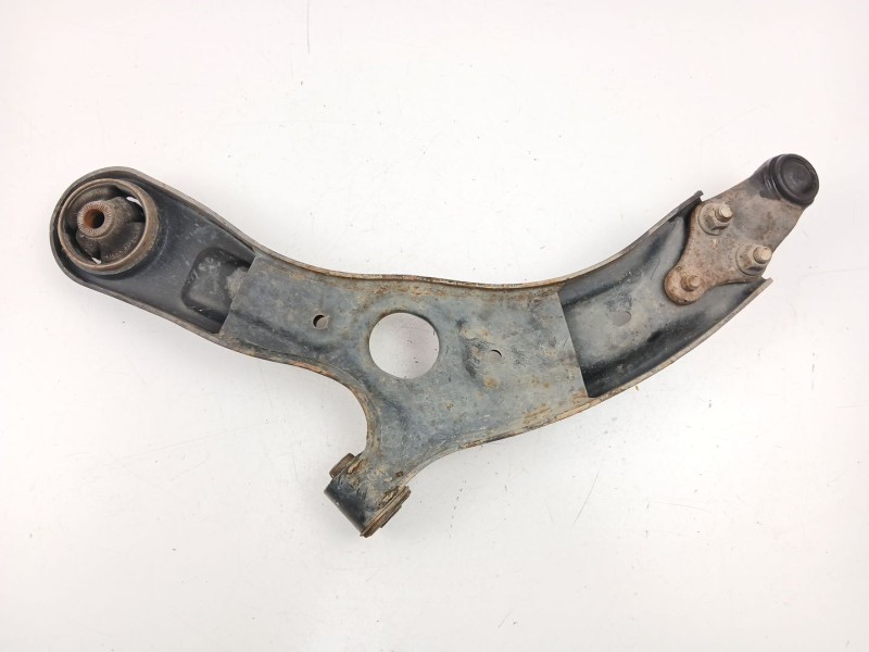 Recambio de brazo suspension inferior delantero derecho para kia carens iv 1.7 crdi referencia OEM IAM 54501A4000  
