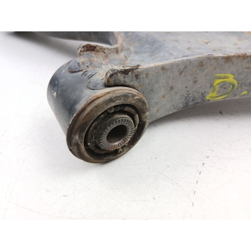 Recambio de brazo suspension inferior delantero derecho para kia carens iv 1.7 crdi referencia OEM IAM 54501A4000  