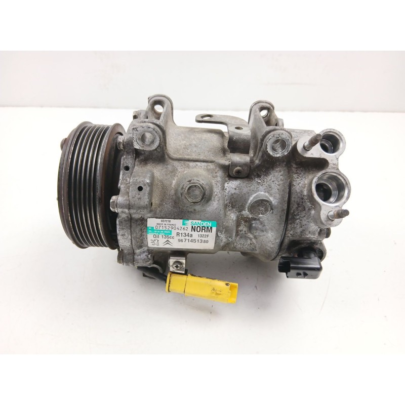 Recambio de compresor aire acondicionado para peugeot 5008 (0u_, 0e_) 2.0 hdi referencia OEM IAM 9671451380 SD7C161322F 