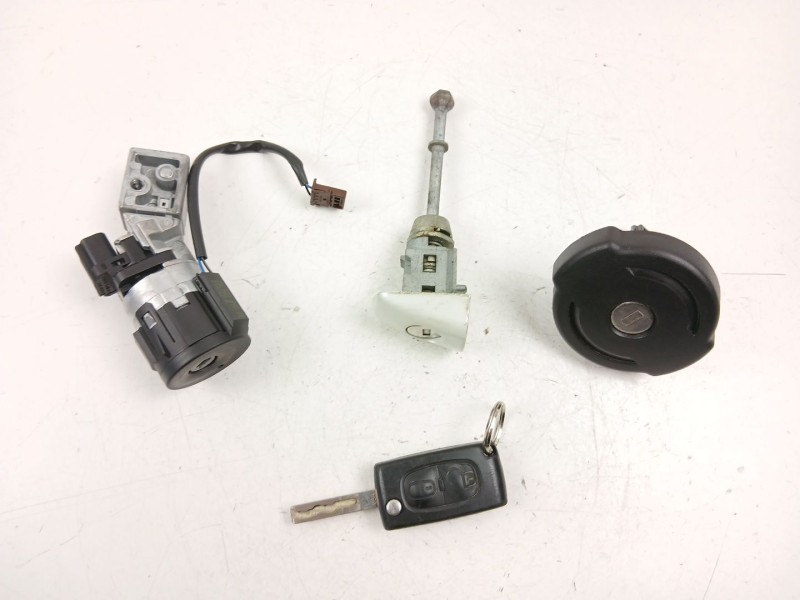 Recambio de conmutador de arranque para peugeot 5008 (0u_, 0e_) 2.0 hdi referencia OEM IAM 4162KF  