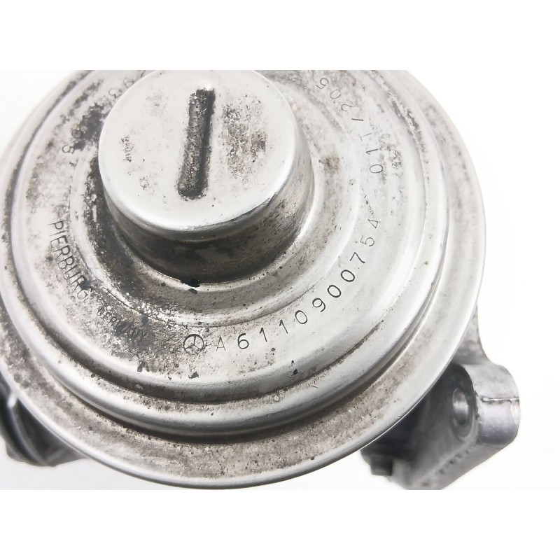 Recambio de valvula egr para mercedes-benz clase c (w203) c 220 cdi (203.006) referencia OEM IAM A6110900754  