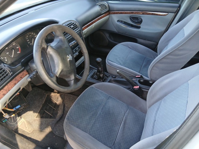 peugeot 406 (8b) del año 2000