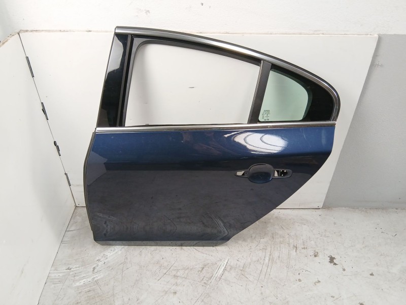 Recambio de puerta trasera izquierda para volvo s60 ii (134) d4 referencia OEM IAM 31424614  