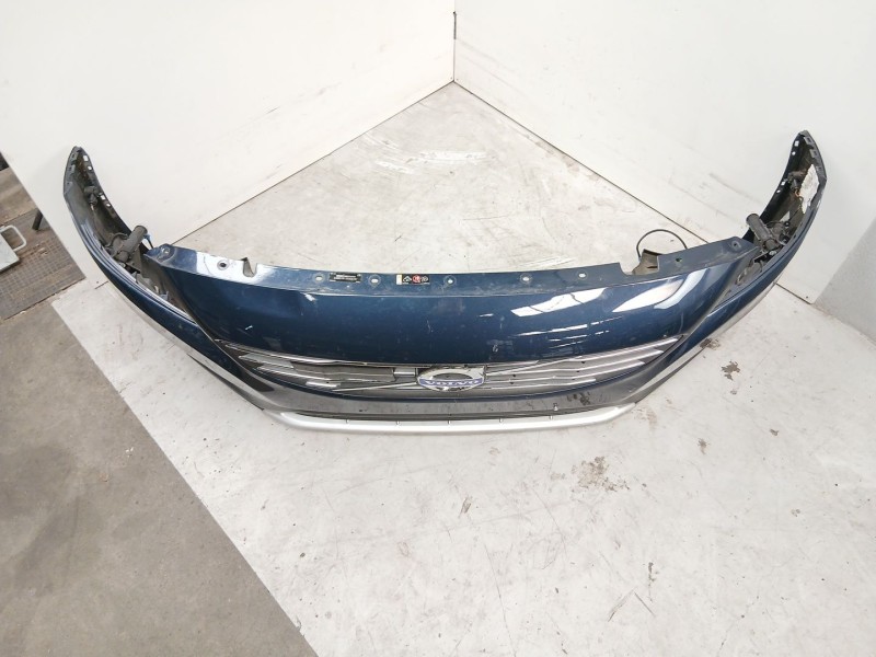 Recambio de paragolpes delantero para volvo s60 ii (134) d4 referencia OEM IAM 39834053  