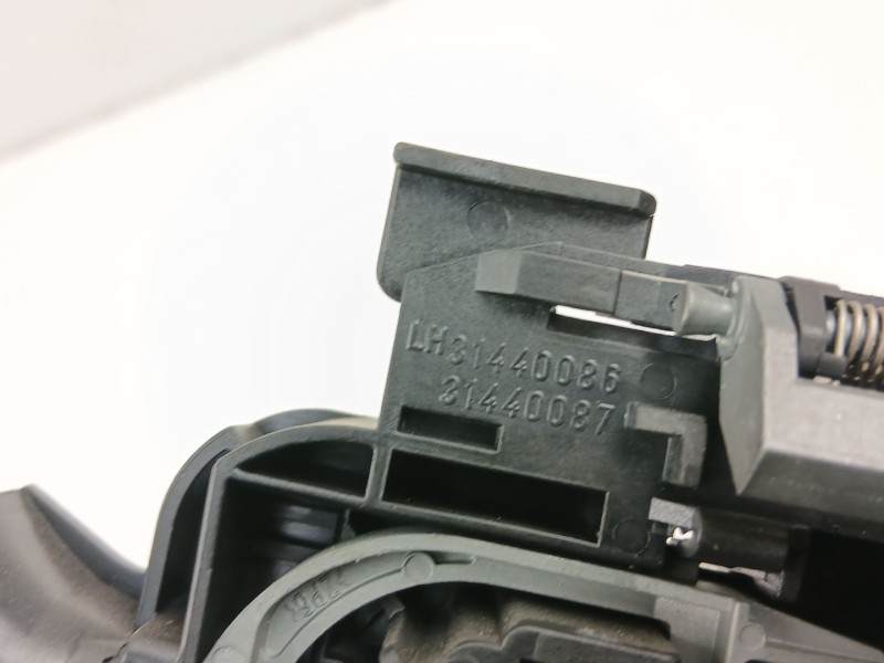 Recambio de manilla trasera izquierda para volvo s60 ii (134) d4 referencia OEM IAM 31440086  31440087