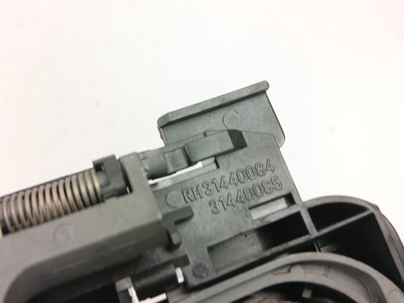 Recambio de manilla delantera derecha para volvo s60 ii (134) d4 referencia OEM IAM 31440085  31440085