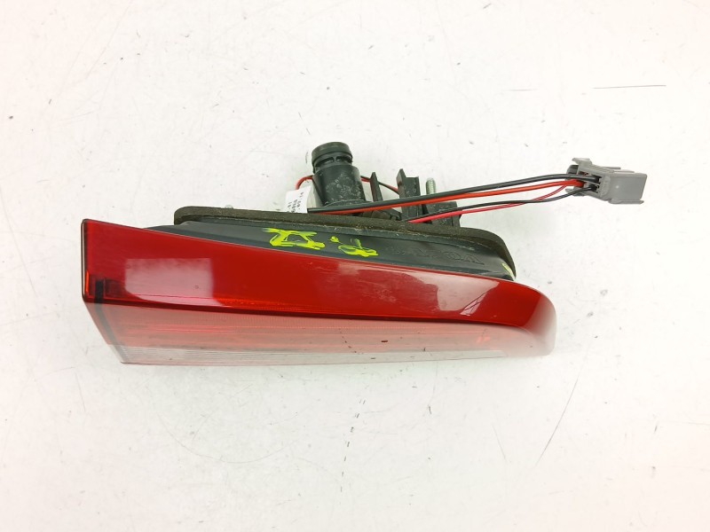 Recambio de piloto porton izquierdo para volvo s60 ii (134) d4 referencia OEM IAM 30796271  