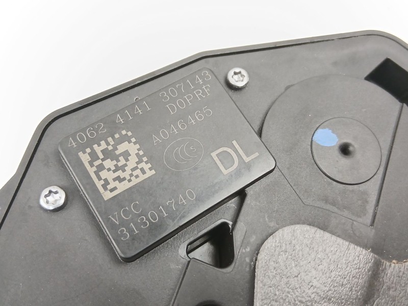 Recambio de cerradura puerta delantera derecha para volvo s60 ii (134) d4 referencia OEM IAM 31301740  