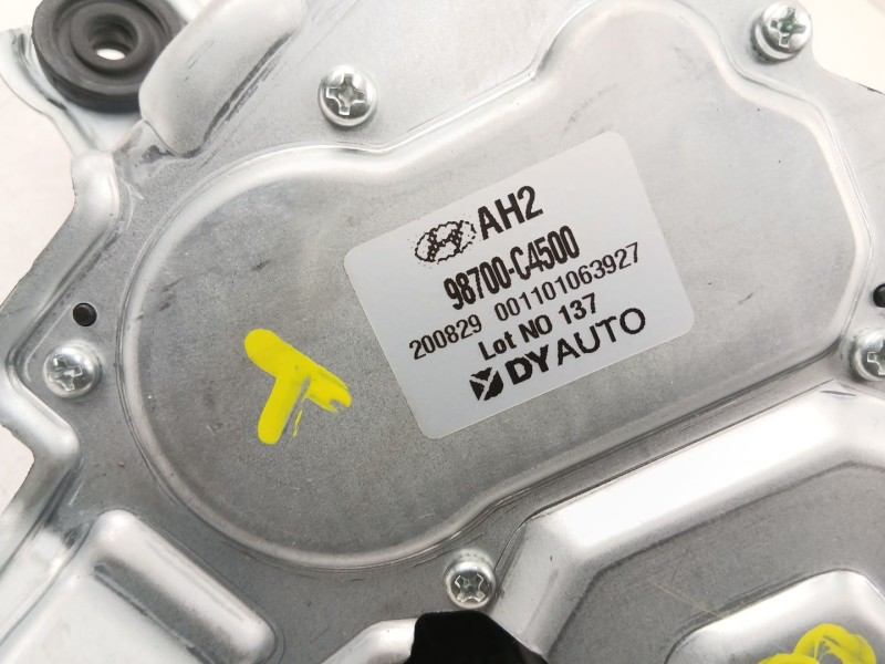 Recambio de motor limpia trasero para hyundai i10 iii (ac3, ai3) 1.0 mpi referencia OEM IAM 98700C4500  