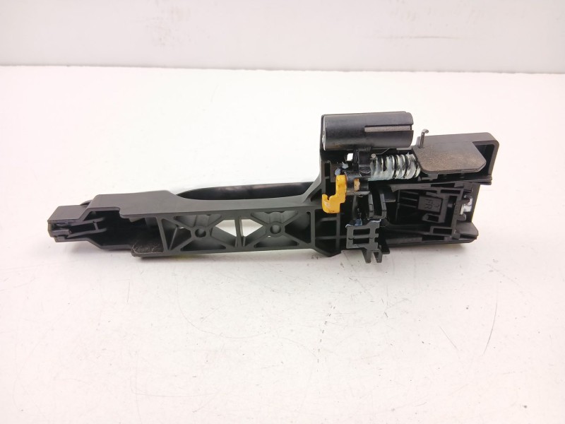 Recambio de manilla delantera derecha para hyundai i10 iii (ac3, ai3) 1.0 mpi referencia OEM IAM 82665K7000  