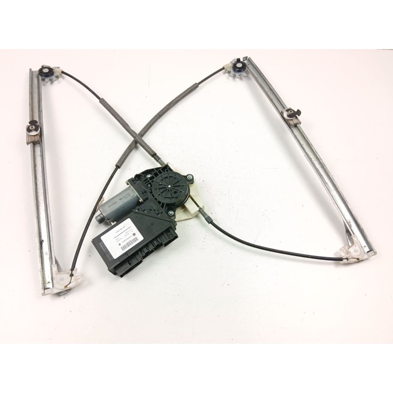 Recambio de elevalunas delantero derecho para volkswagen touareg (7la, 7l6, 7l7) 2.5 r5 tdi referencia OEM IAM 3D1959792A  