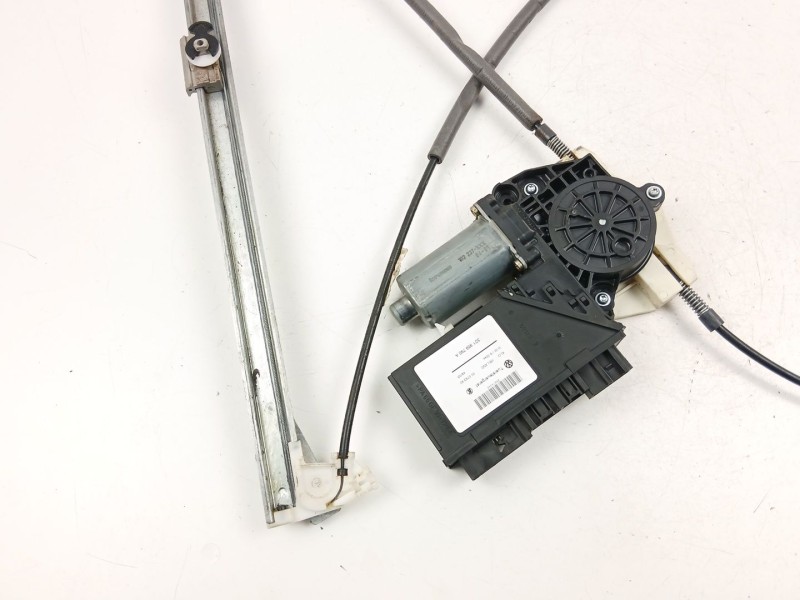 Recambio de elevalunas delantero derecho para volkswagen touareg (7la, 7l6, 7l7) 2.5 r5 tdi referencia OEM IAM 3D1959792A  