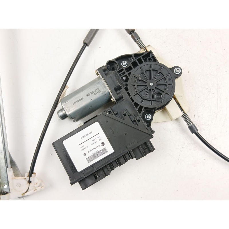 Recambio de elevalunas delantero derecho para volkswagen touareg (7la, 7l6, 7l7) 2.5 r5 tdi referencia OEM IAM 3D1959792A  