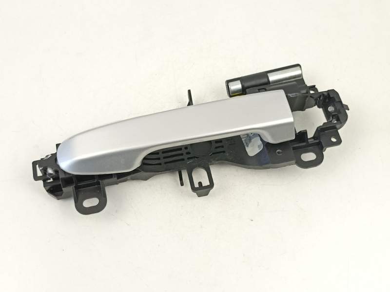 Recambio de manilla delantera izquierda para toyota yaris (_p13_) 1.0 (ksp130_) referencia OEM IAM 692110D904  