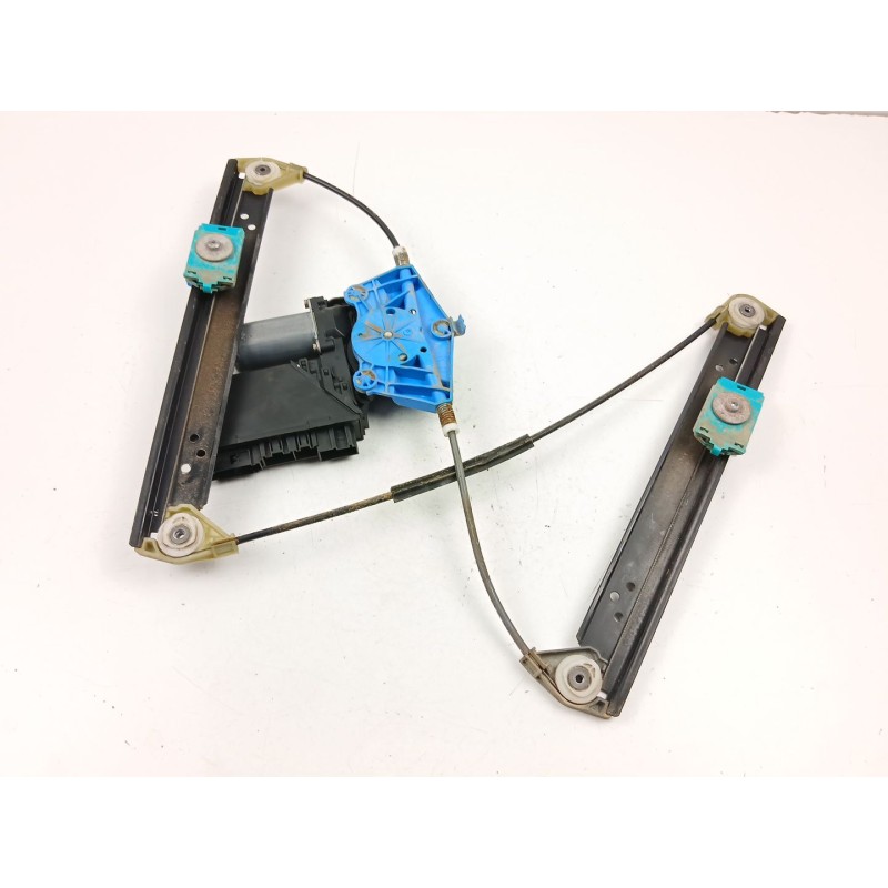 Recambio de elevalunas trasero derecho para volkswagen touareg (7la, 7l6, 7l7) 2.5 r5 tdi referencia OEM IAM 7L0959794  