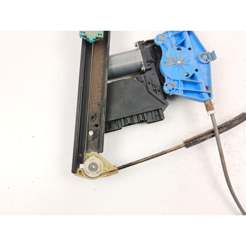 Recambio de elevalunas trasero derecho para volkswagen touareg (7la, 7l6, 7l7) 2.5 r5 tdi referencia OEM IAM 7L0959794  