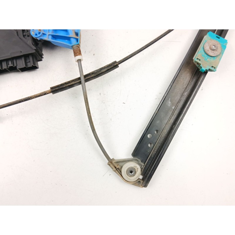 Recambio de elevalunas trasero derecho para volkswagen touareg (7la, 7l6, 7l7) 2.5 r5 tdi referencia OEM IAM 7L0959794  