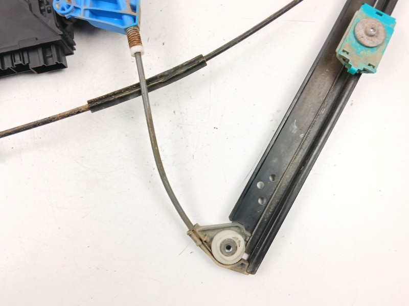 Recambio de elevalunas trasero derecho para volkswagen touareg (7la, 7l6, 7l7) 2.5 r5 tdi referencia OEM IAM 7L0959794  