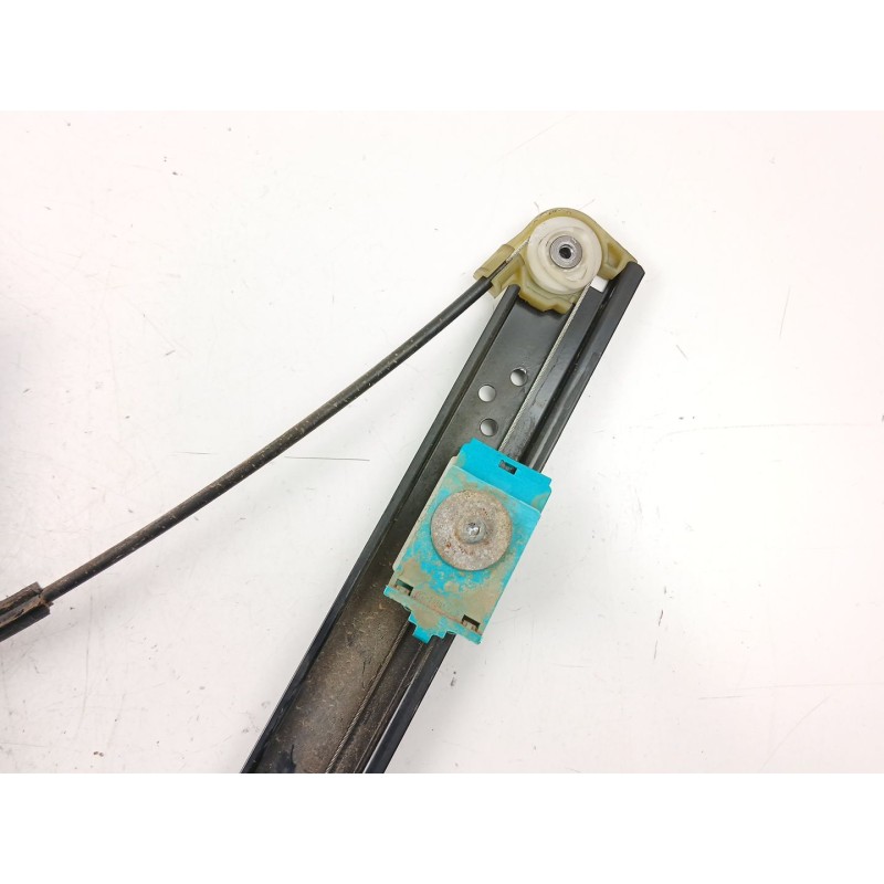 Recambio de elevalunas trasero derecho para volkswagen touareg (7la, 7l6, 7l7) 2.5 r5 tdi referencia OEM IAM 7L0959794  