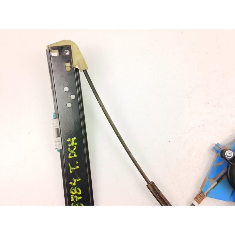 Recambio de elevalunas trasero derecho para volkswagen touareg (7la, 7l6, 7l7) 2.5 r5 tdi referencia OEM IAM 7L0959794  