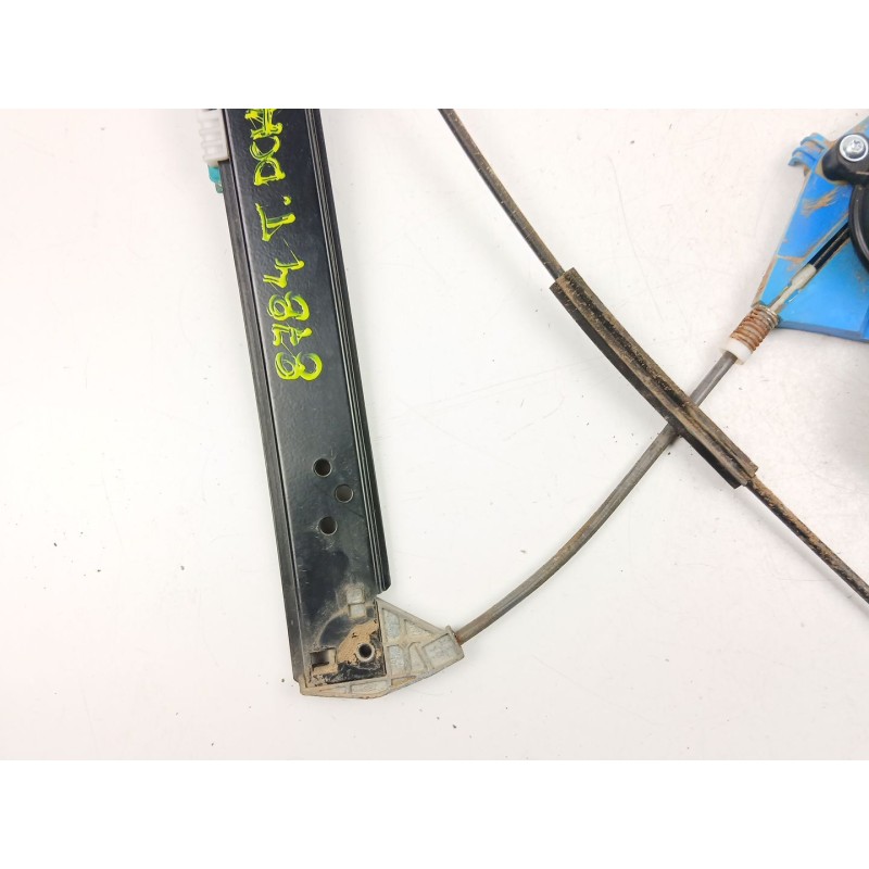 Recambio de elevalunas trasero derecho para volkswagen touareg (7la, 7l6, 7l7) 2.5 r5 tdi referencia OEM IAM 7L0959794  