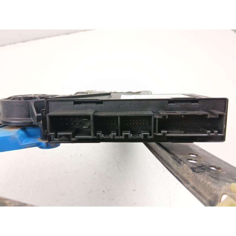 Recambio de elevalunas trasero derecho para volkswagen touareg (7la, 7l6, 7l7) 2.5 r5 tdi referencia OEM IAM 7L0959794  