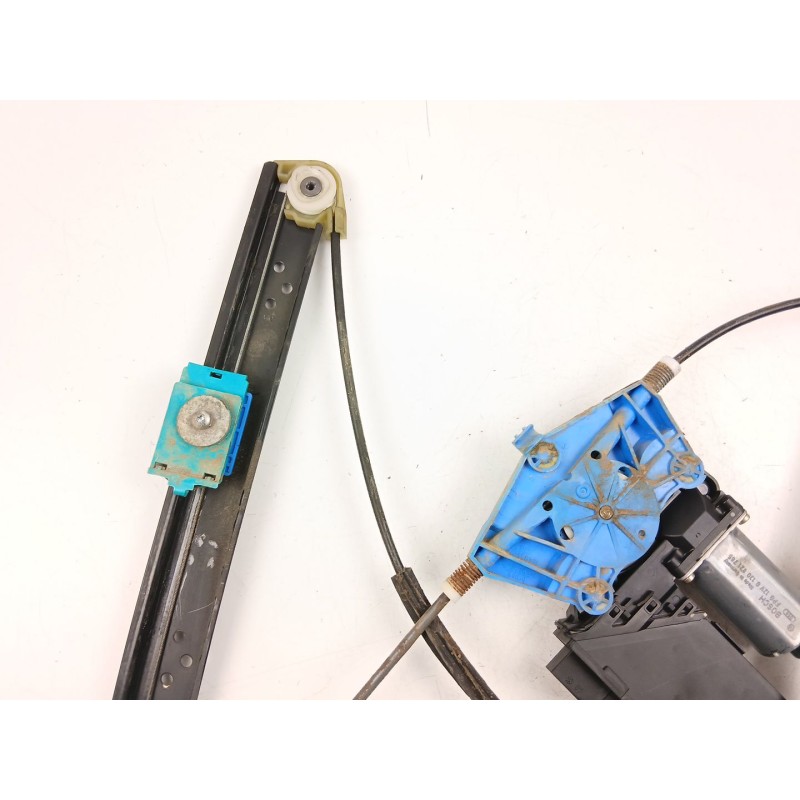 Recambio de elevalunas trasero izquierdo para volkswagen touareg (7la, 7l6, 7l7) 2.5 r5 tdi referencia OEM IAM 7L0959795  