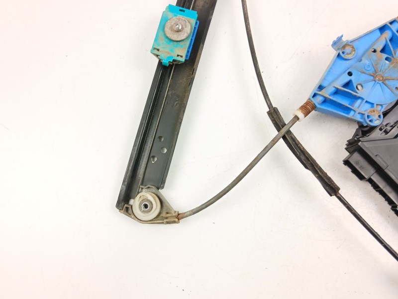 Recambio de elevalunas trasero izquierdo para volkswagen touareg (7la, 7l6, 7l7) 2.5 r5 tdi referencia OEM IAM 7L0959795  